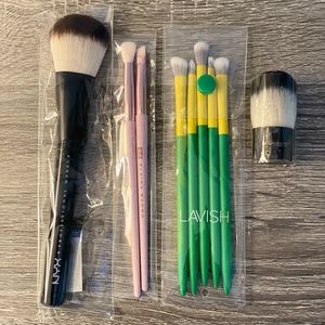Brand New Makeup Brush Bundle